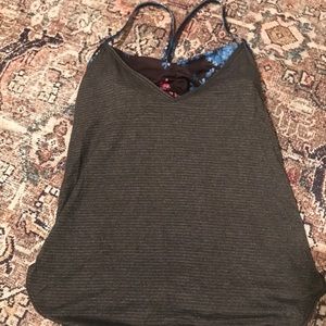 Lululemon top